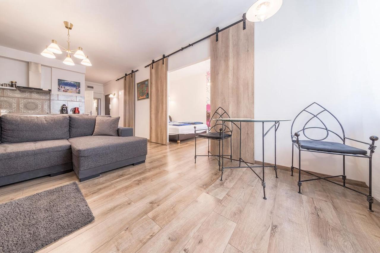 Sandra Apartment Close To Chain Bridge Budapest Exterior photo